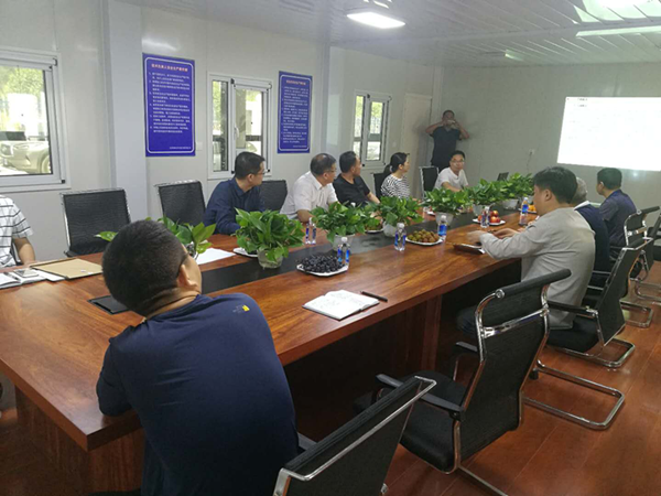 万搏在线开户-万搏（中国）
领导现场调研丽水路道路工程