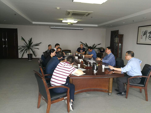 万搏在线开户-万搏（中国）
召开红专路等道路工程拟扩大材料价格调整范围有关问题的项目推进会议