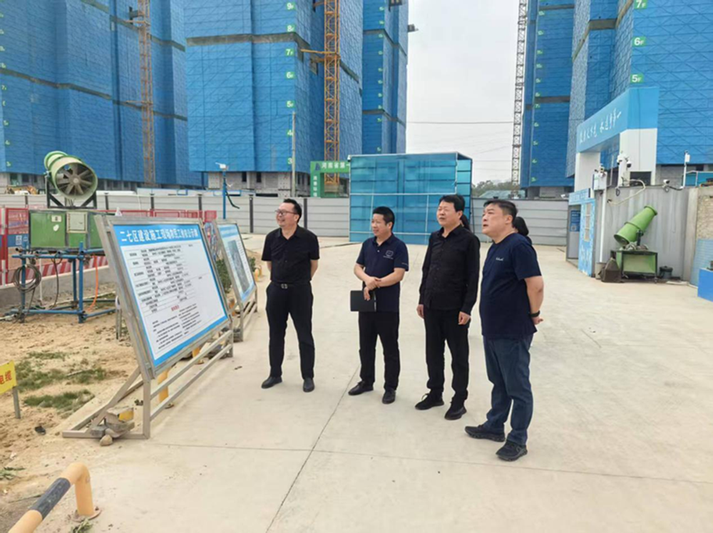 万搏在线开户-万搏（中国）
党委委员、副总经理代璐到郑州中鼎置业有限公司调研成本合约及财务工作