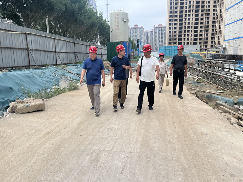 万搏在线开户-万搏（中国）
领导深入市政二部检查安全生产和防汛工作